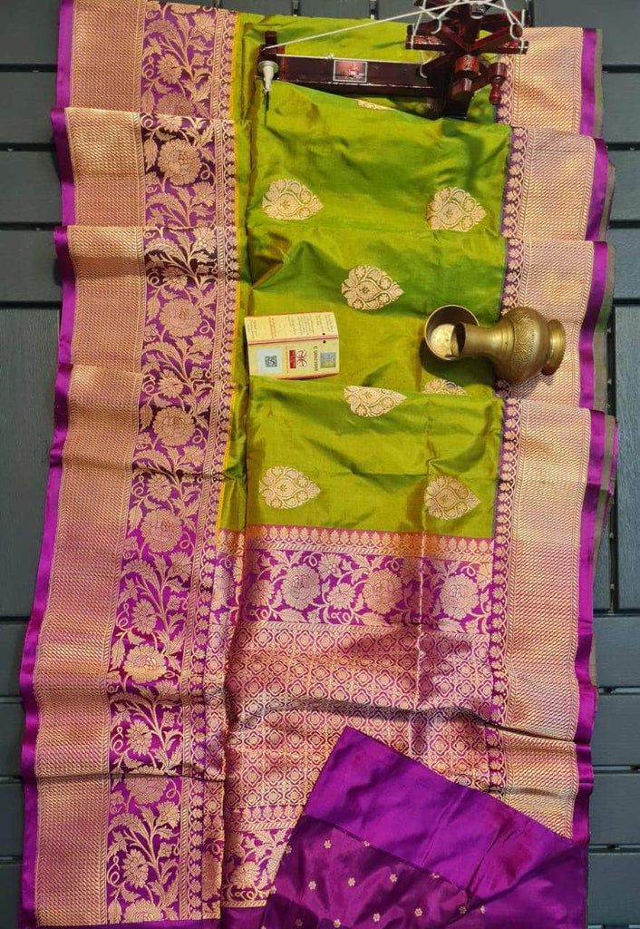 Gold Zari Banarasi Silk Saree with heavy pallu in Green - Saree - FashionVibes