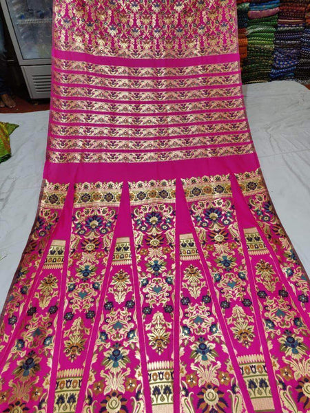 Pure Banarasi Handloom Lehenga in Magenta - Lehenga - FashionVibes